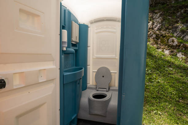 Portable Toilet Options We Offer in Lake Kerr, FL